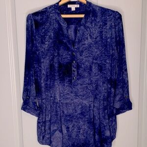 Westport Blue Textured Roll Tab Sleeve Popover Blouse in Women's Size L